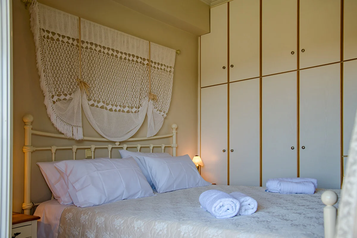 Double bedroom in Villa Kefalonia – Antia Villa near Argostoli.
